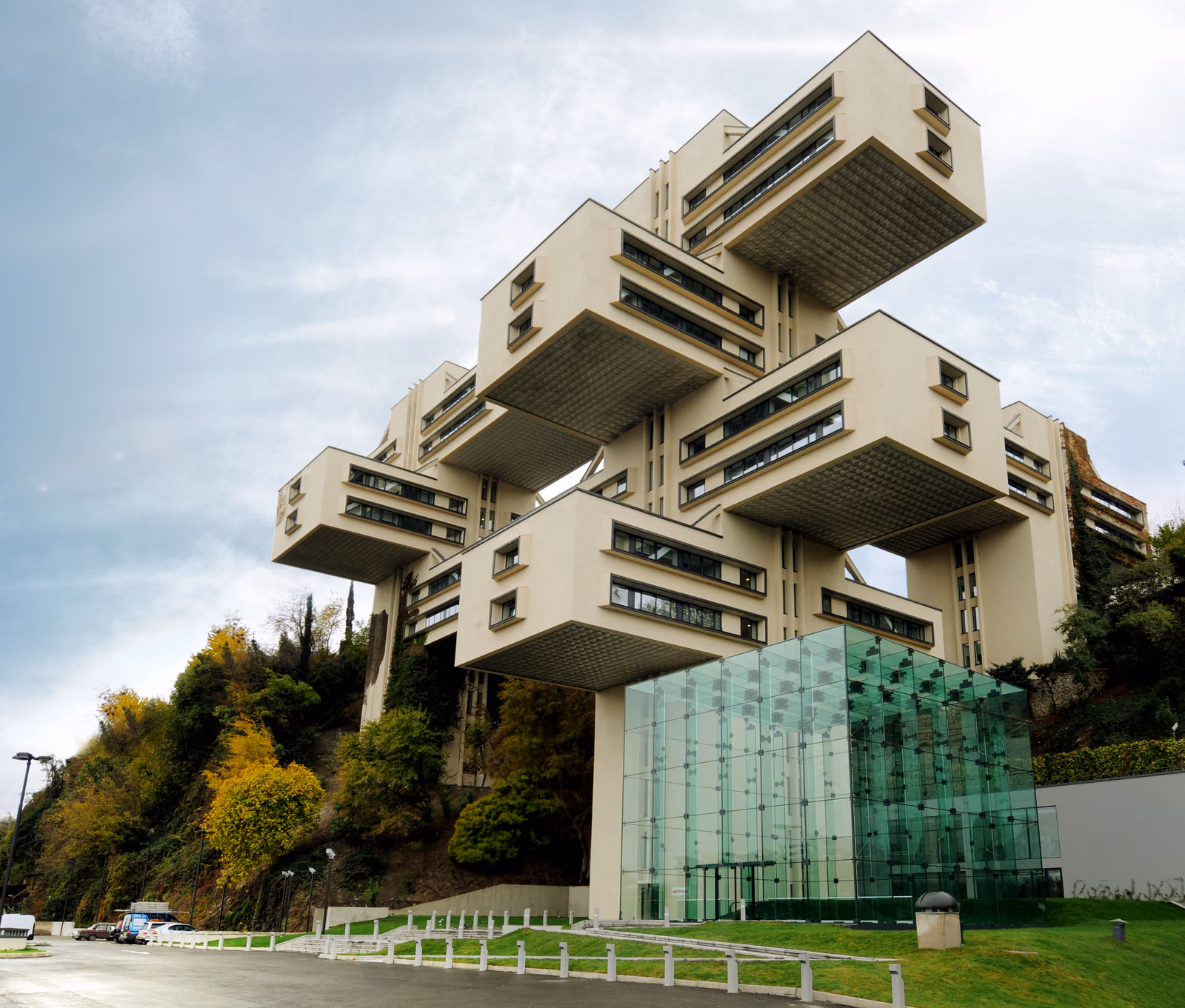 Bank of Georgia Headquarters (Ministry of Highway Construction Building)