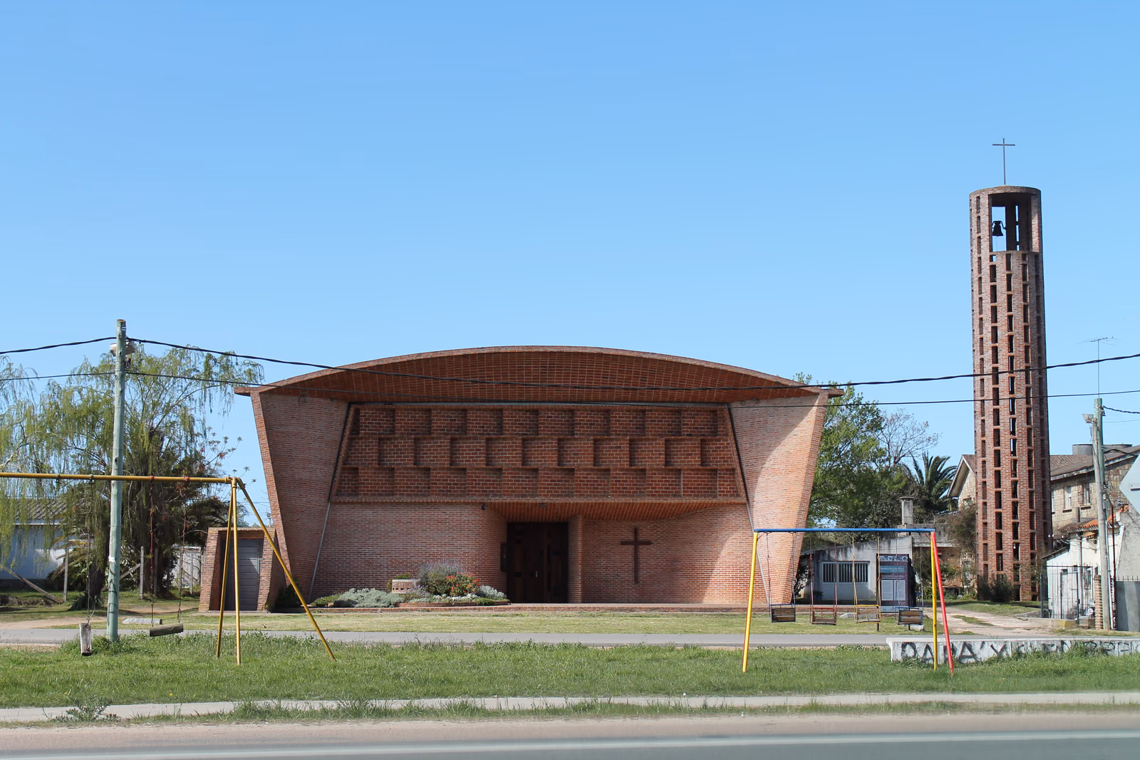 Church of Christ the Worker and Our Lady of Lourdes, Atlántida