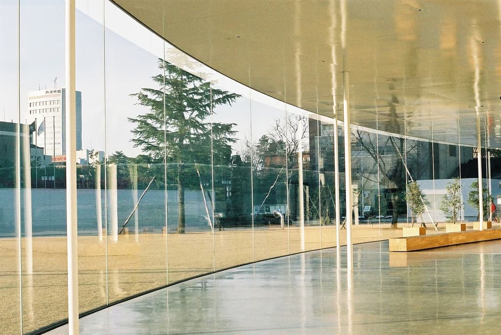 21st Century Museum of Contemporary Art, Kanazawa — Another angle 1