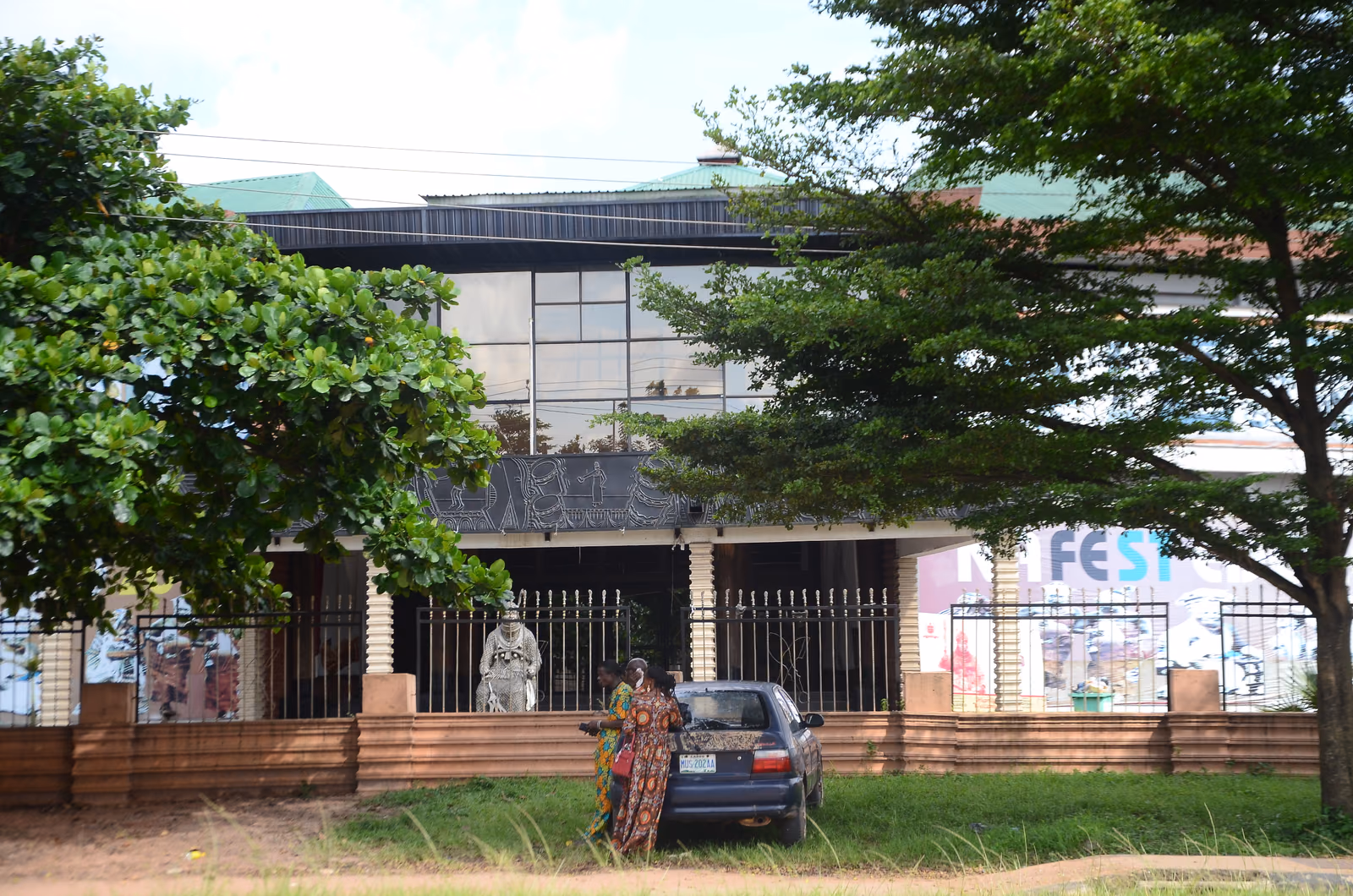 Oba Akenzua II Cultural Centre