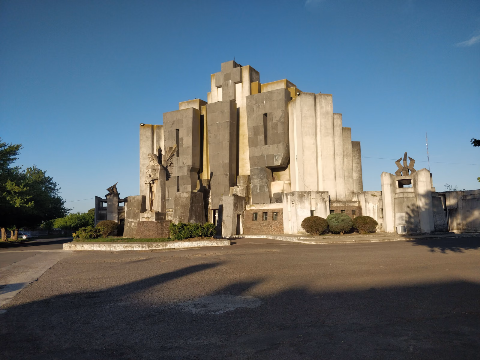 Portal of the Azul Cemetery