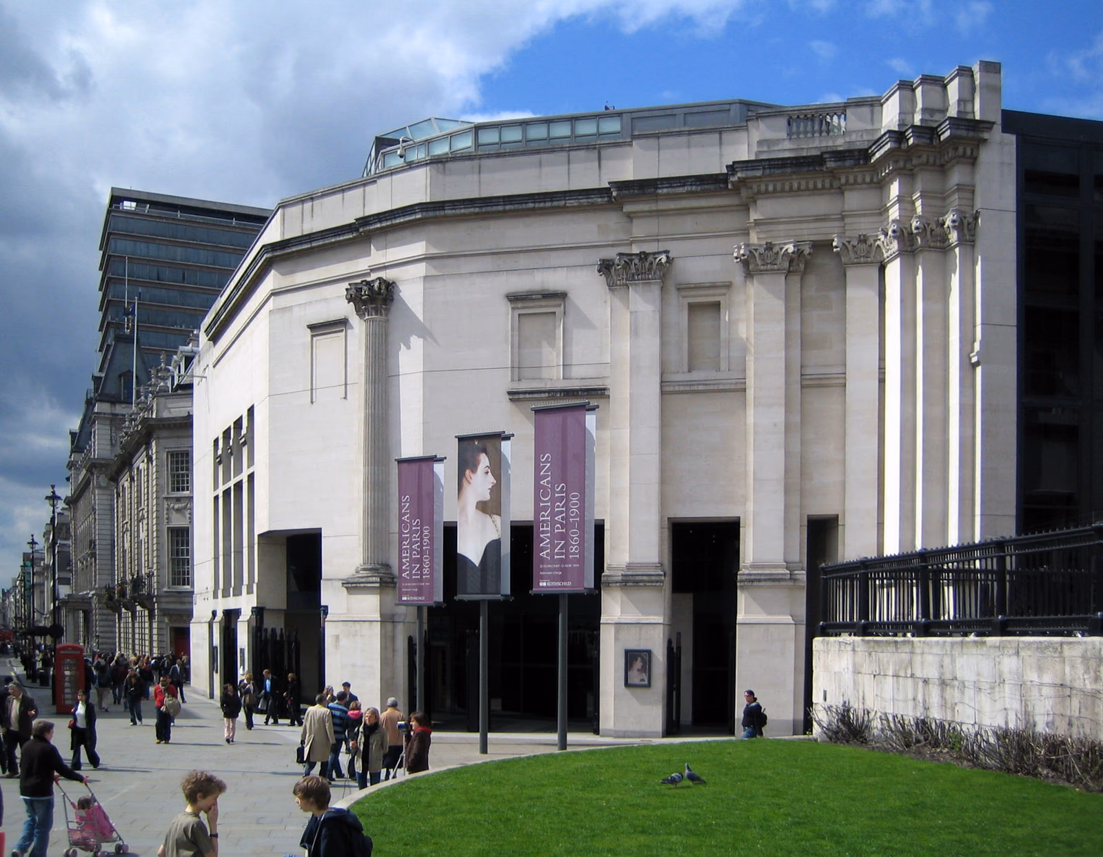 Sainsbury Wing, National Gallery — Another angle 1
