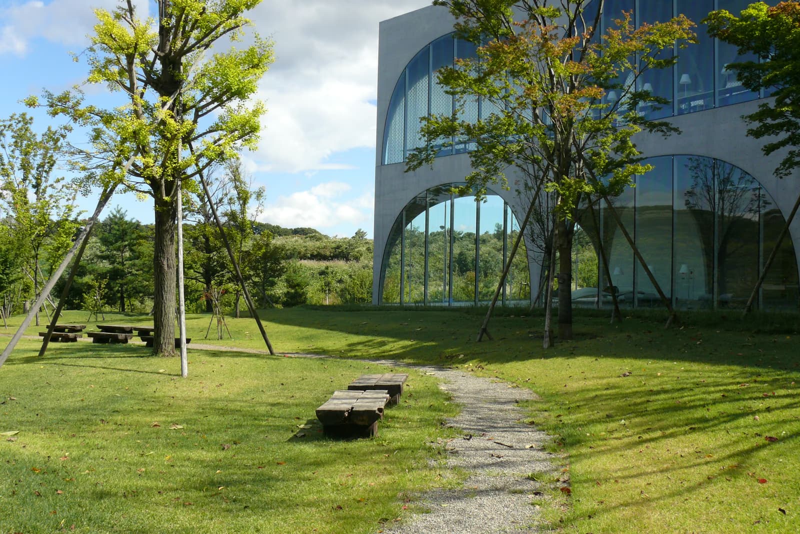 Tama Art University Library — Another angle 1