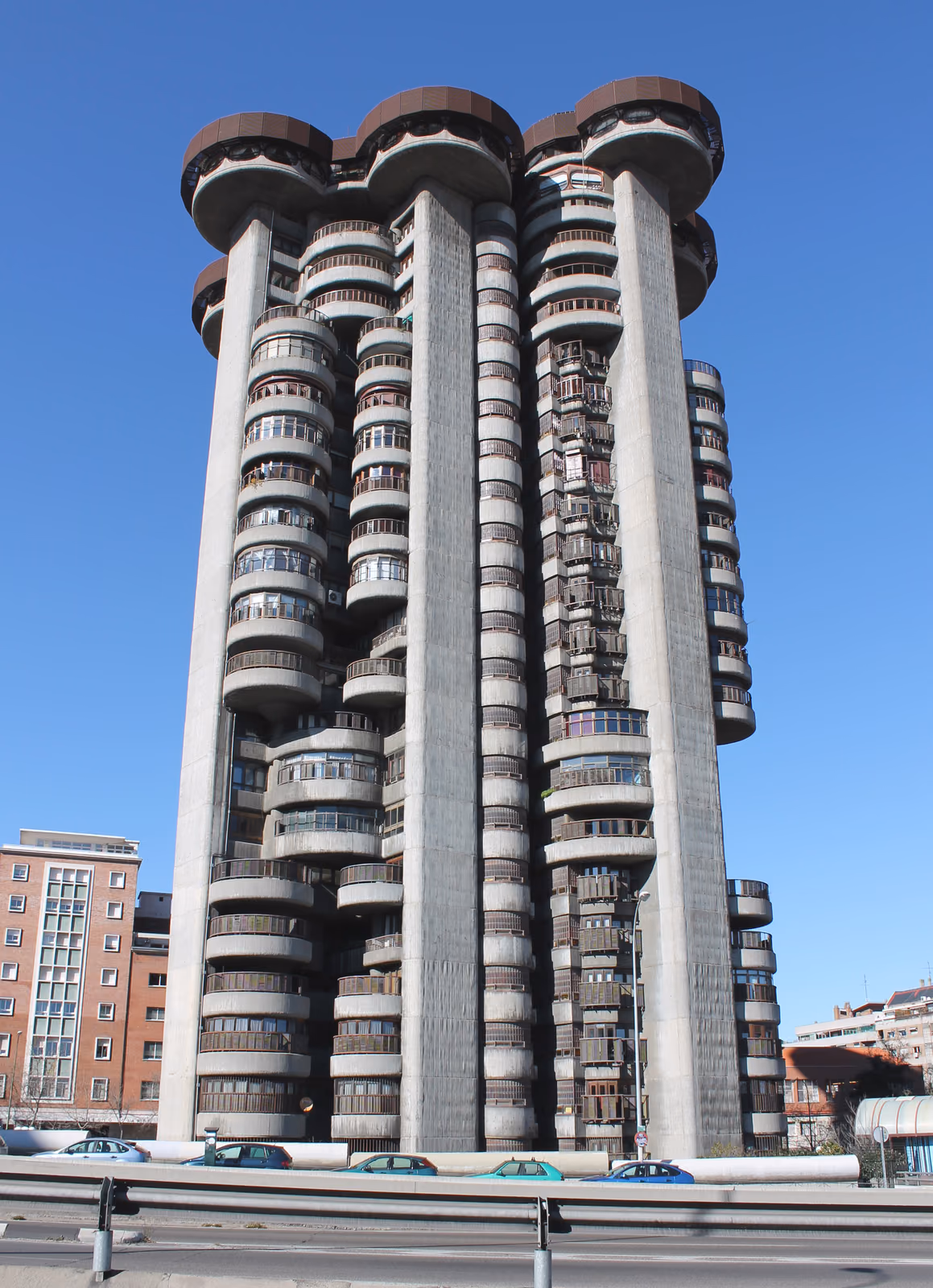 Torres Blancas